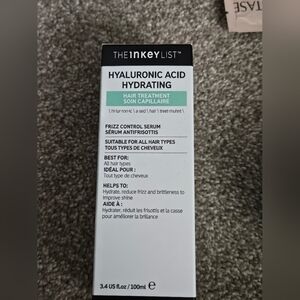 The Inkey List Hyaluronic Acid Hydrating Anti Frizz Treatment NEW